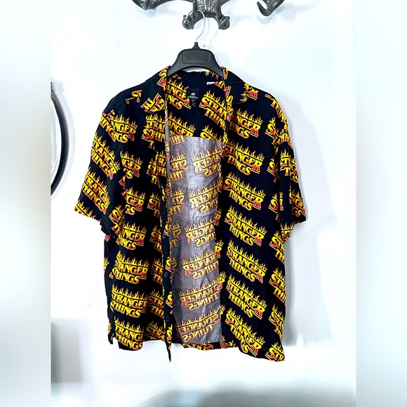 Stranger Things Button down - Picture 1 of 2